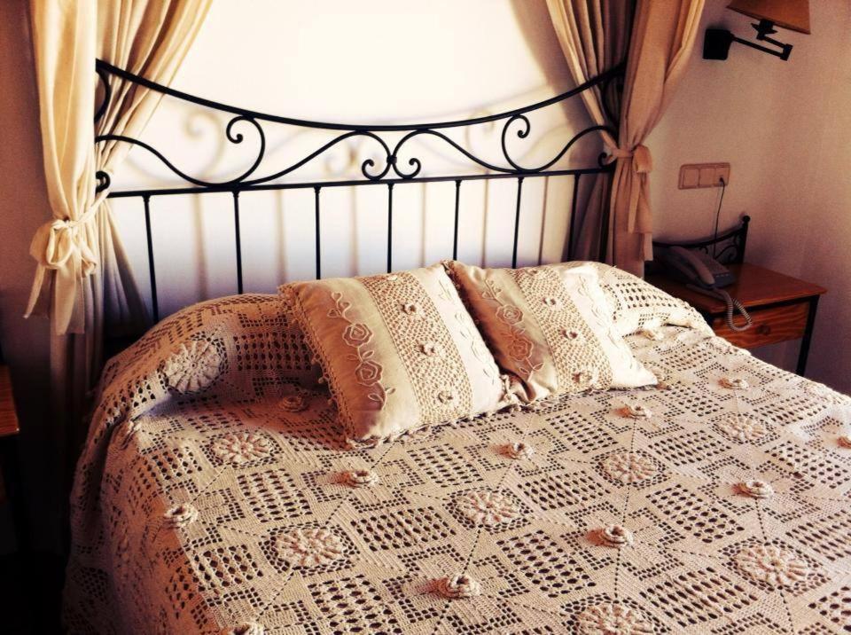 Hotel El Curro Burunchel Room photo